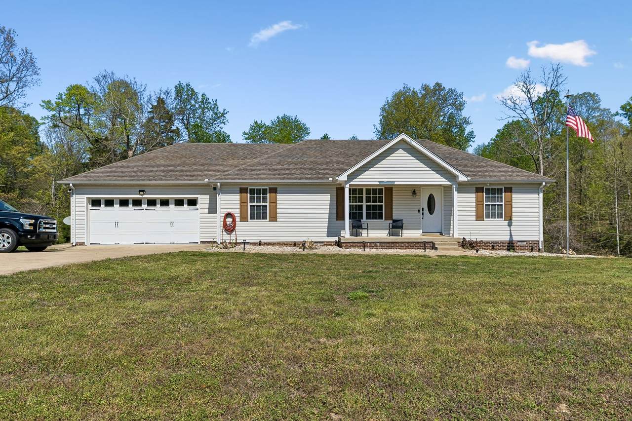 3084 Bowker Rd - Photo 1