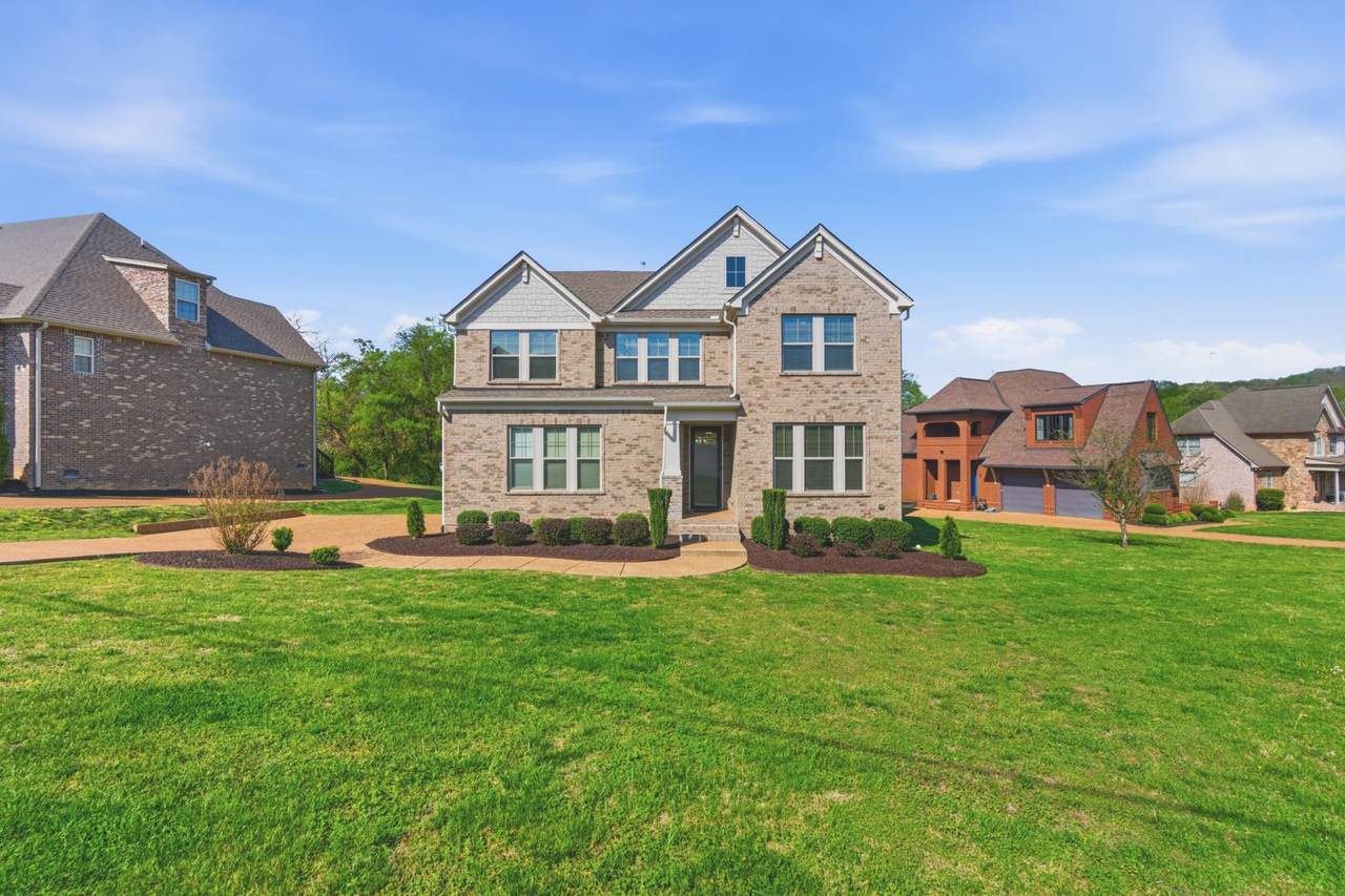 https://bt-photos.global.ssl.fastly.net/nashville/1280_boomver_2_RTC3168607-1.jpg