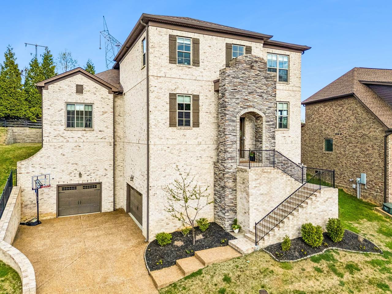 https://bt-photos.global.ssl.fastly.net/nashville/1280_boomver_2_RTC3169122-1.jpg