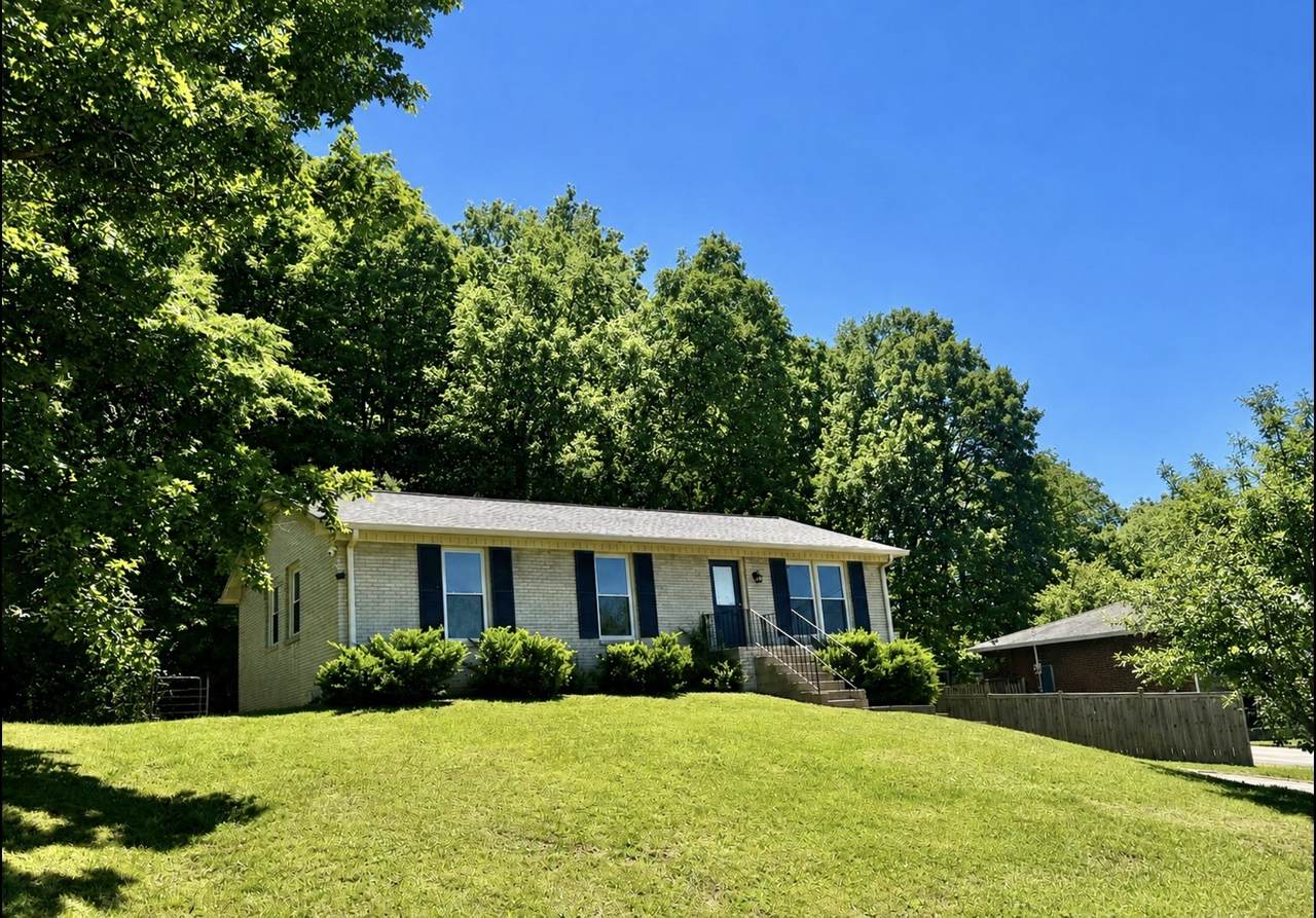 638 Hicks Rd - Photo 1