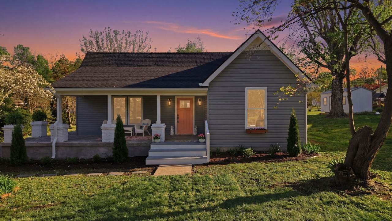 336 Woodland St - Photo 1