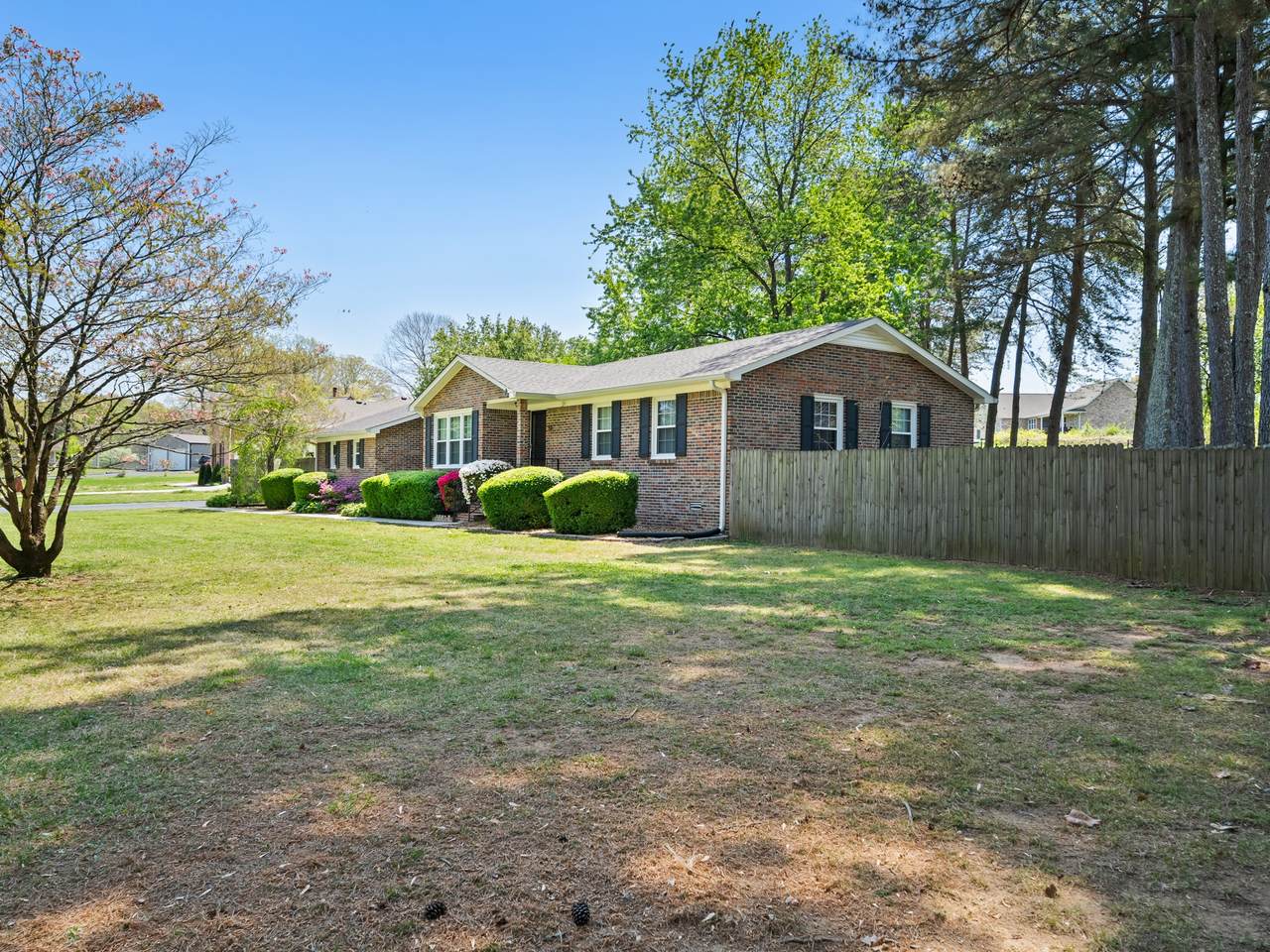 https://bt-photos.global.ssl.fastly.net/nashville/1280_boomver_2_RTC3170116-1.jpg