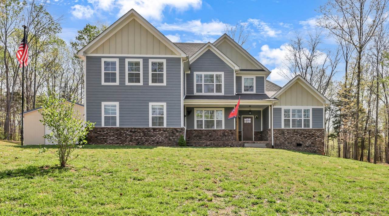 573 Swift Ln - Photo 1