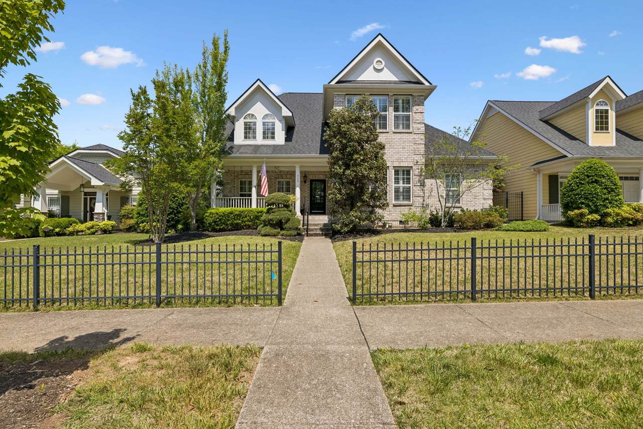 339 Rosebud Cir - Photo 1