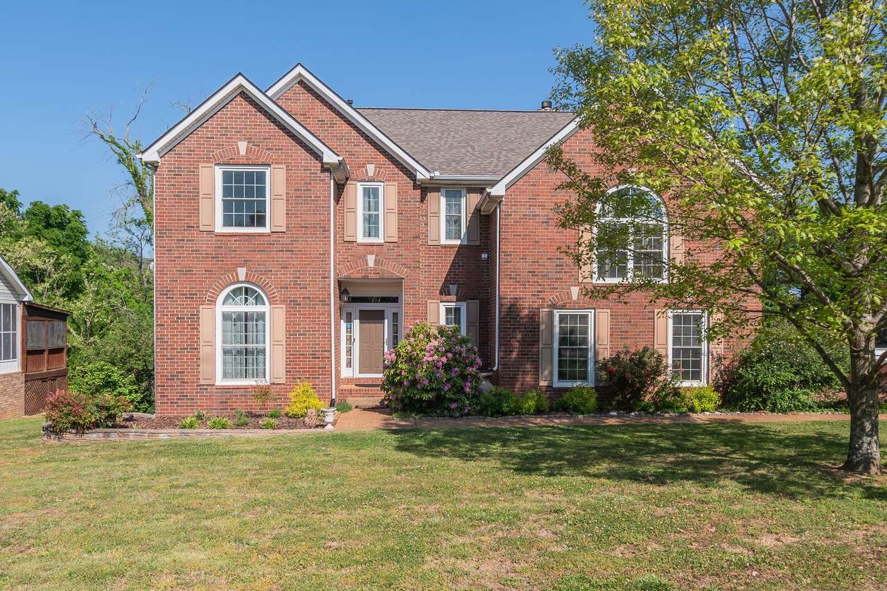 369 Dandridge Dr - Photo 1