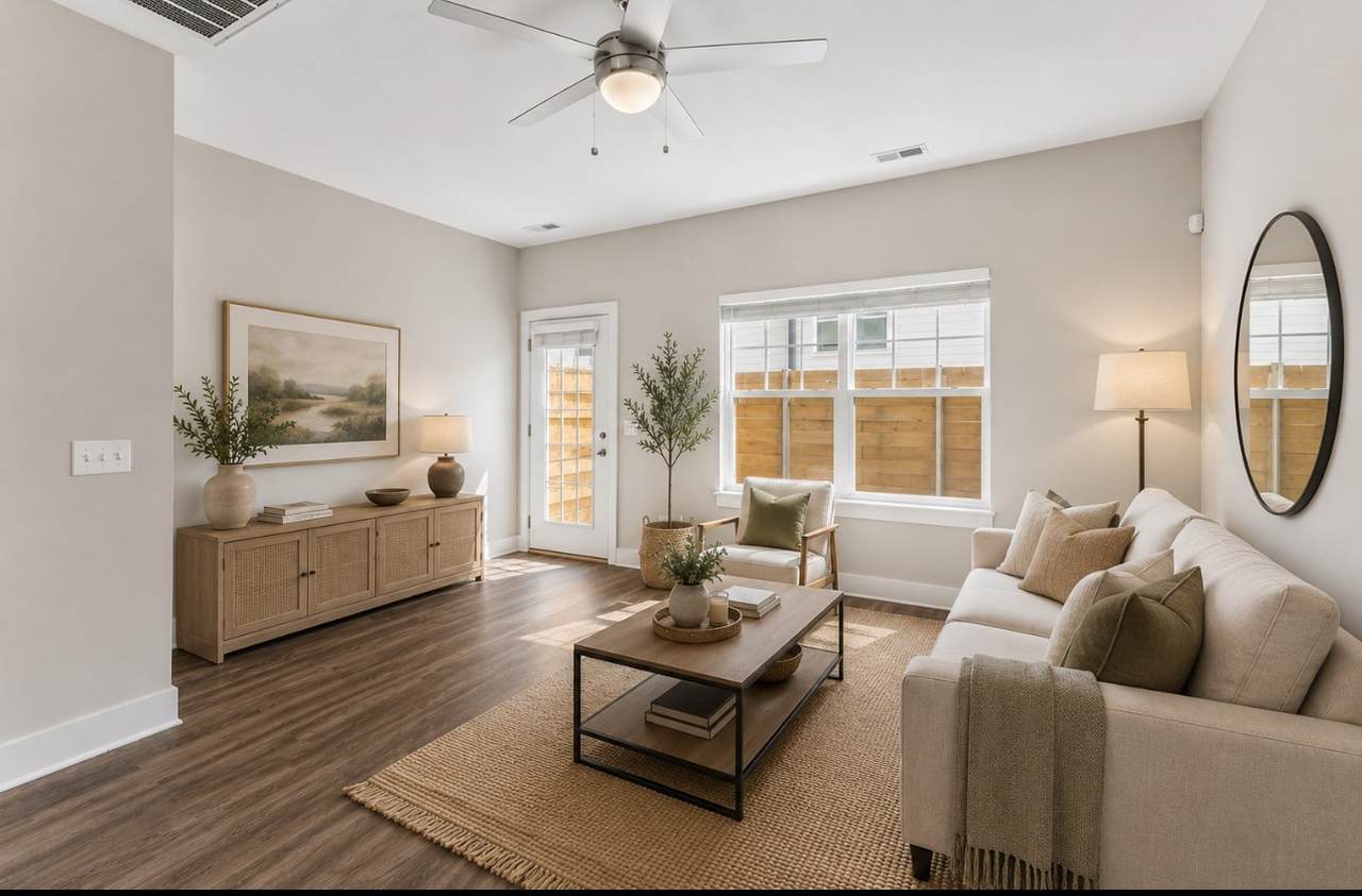 2328 Patrick Ave - Photo 1