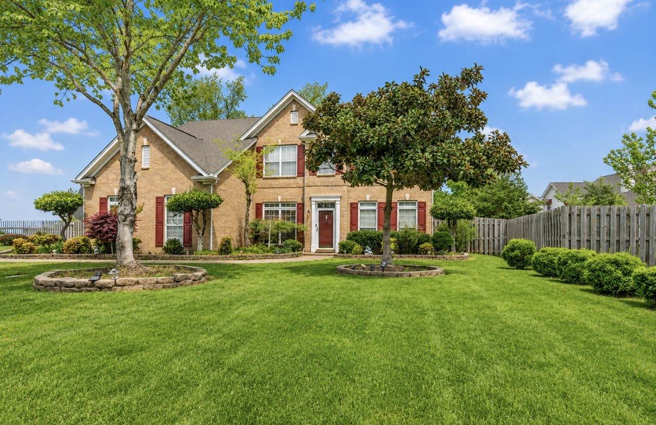 1204 Misty Glen Ct - Photo 1