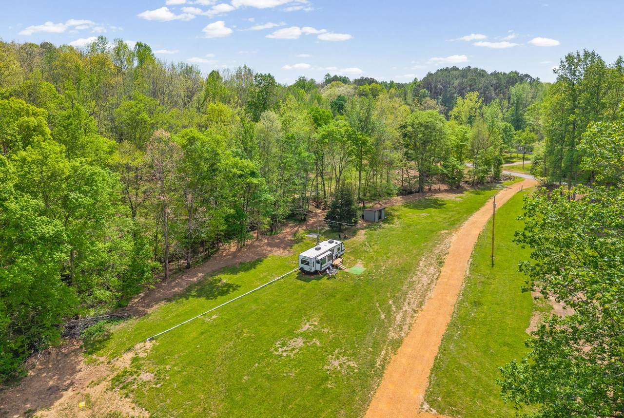 1377 Hurricane Creek Rd - Photo 1