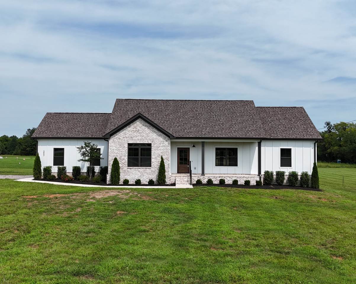 3057 Nashville Hwy - Photo 1