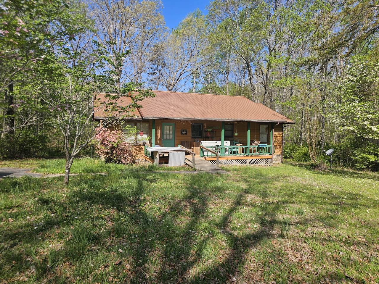 581 N 50th Ave - Photo 1