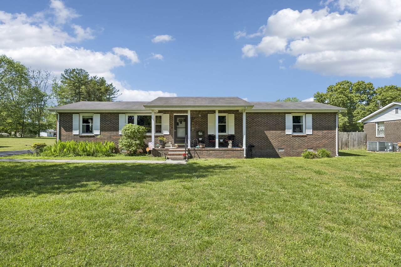 302 Highland Dr - Photo 1