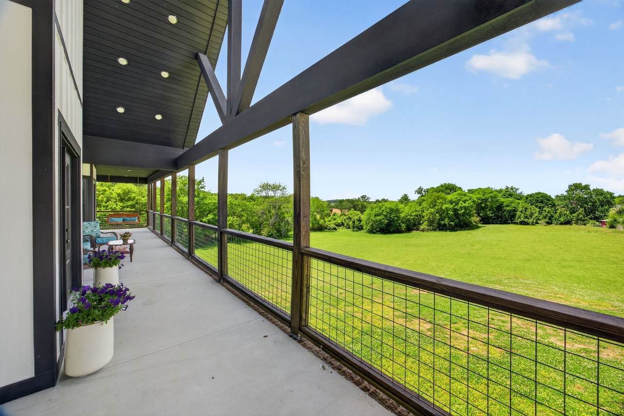 1288 Hills Trace Road - Photo 1