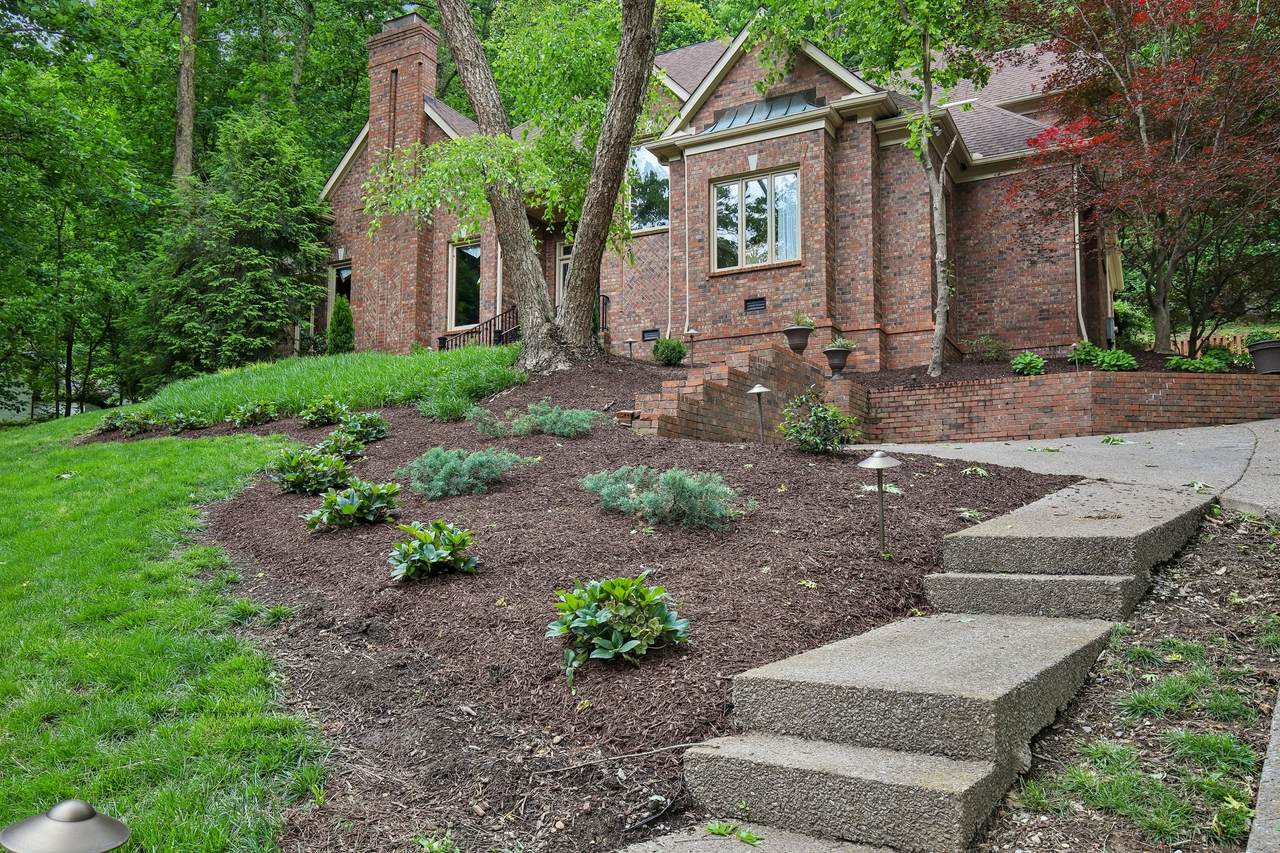 https://bt-photos.global.ssl.fastly.net/nashville/1280_boomver_2_RTC3183545-1.jpg
