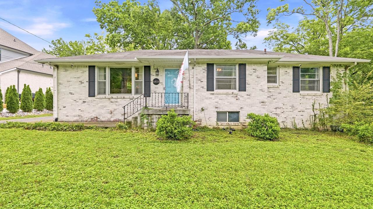 6808 Fleetwood Dr - Photo 1