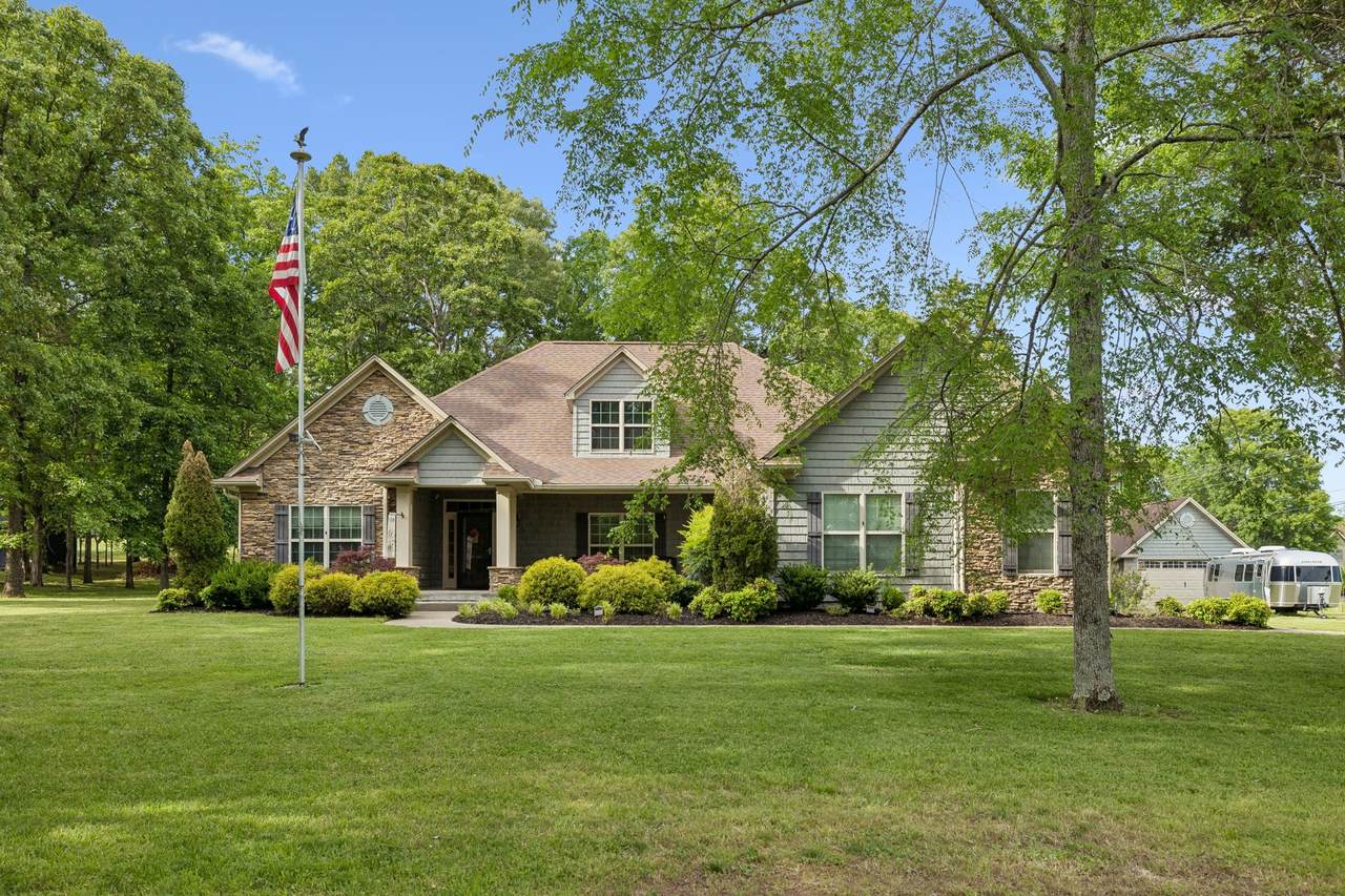 463 Carver Ln - Photo 1