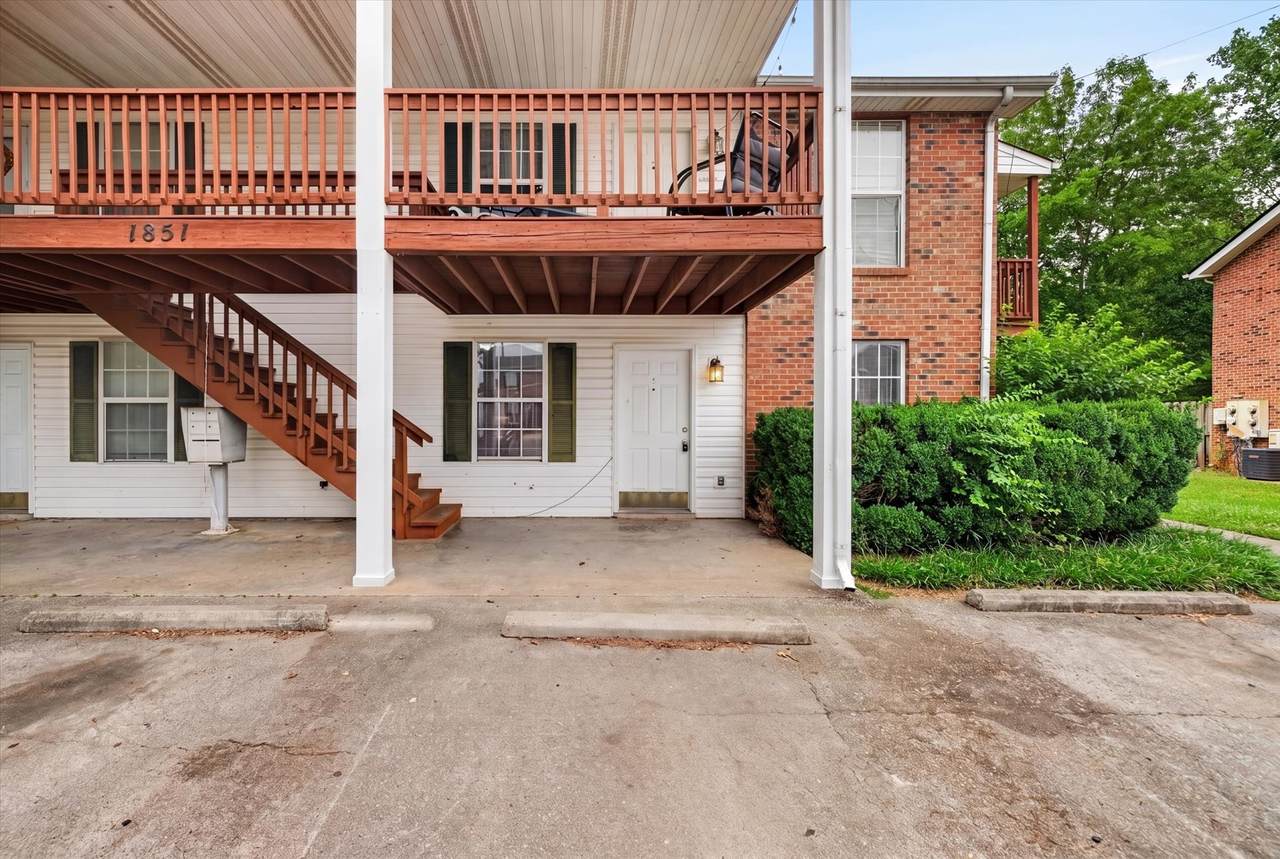 1851 Waters Edge Dr - Photo 1