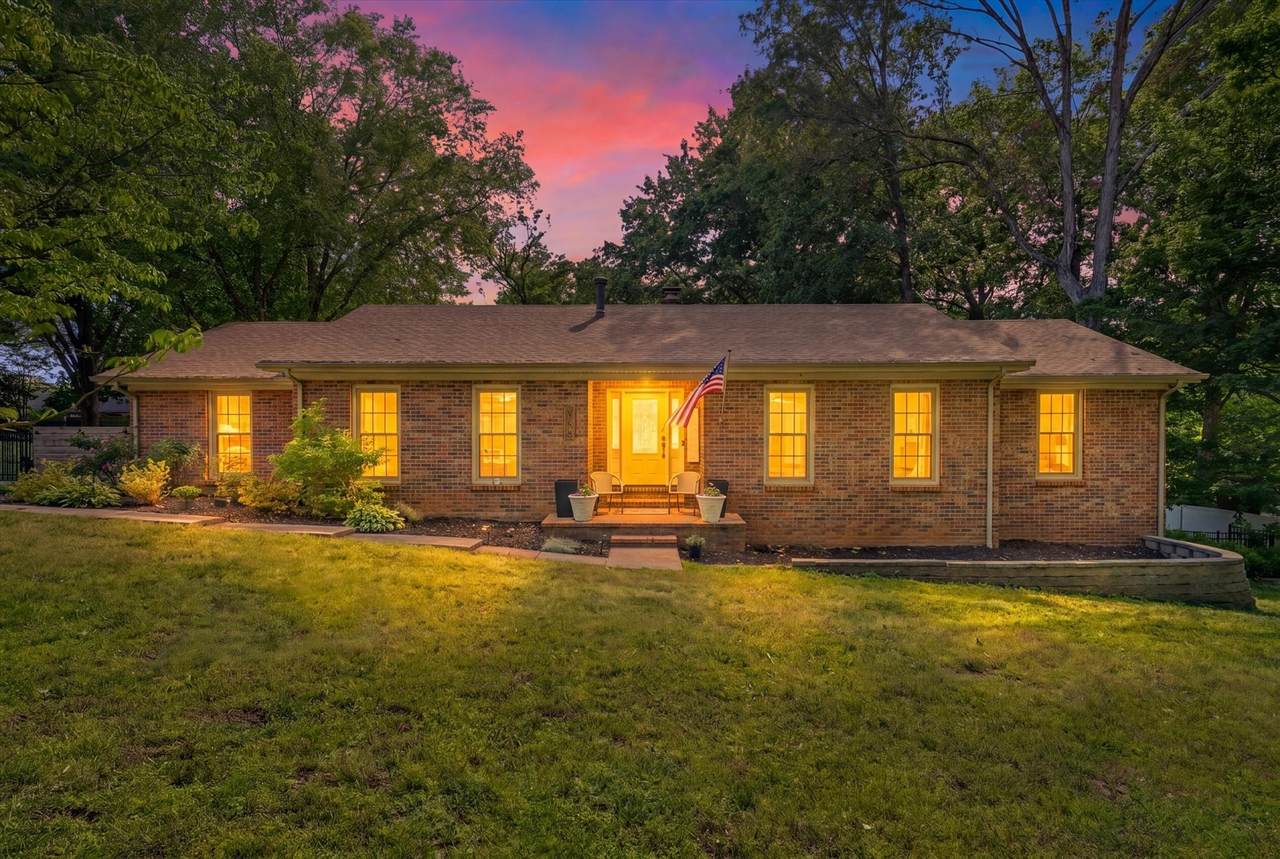 460 Rivermont Dr - Photo 1