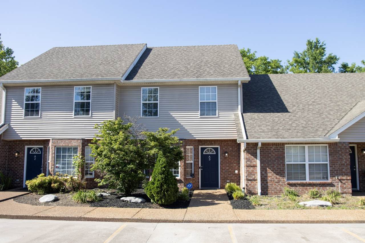 138 Cambridge Dr - Photo 1