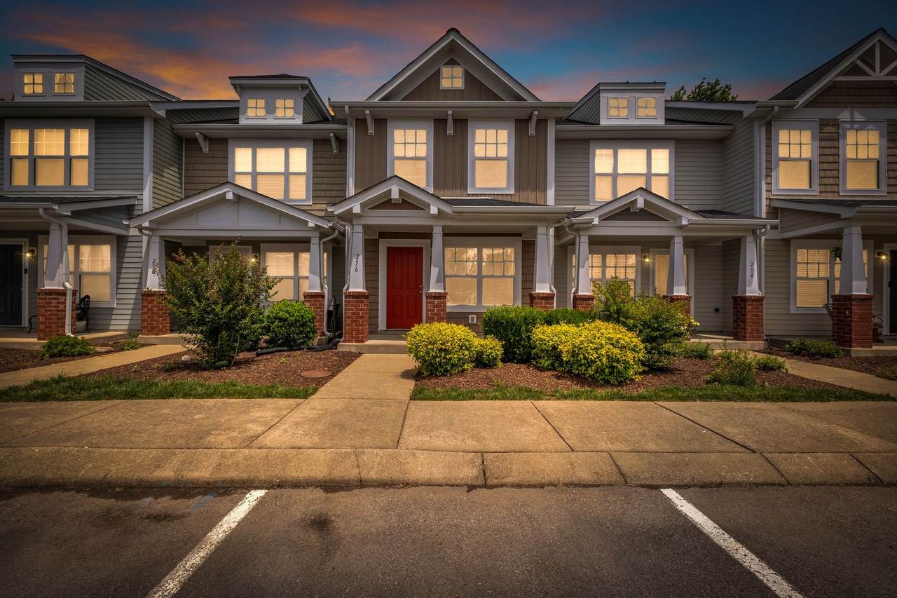 https://bt-photos.global.ssl.fastly.net/nashville/1280_boomver_2_RTC3189592-1.jpg