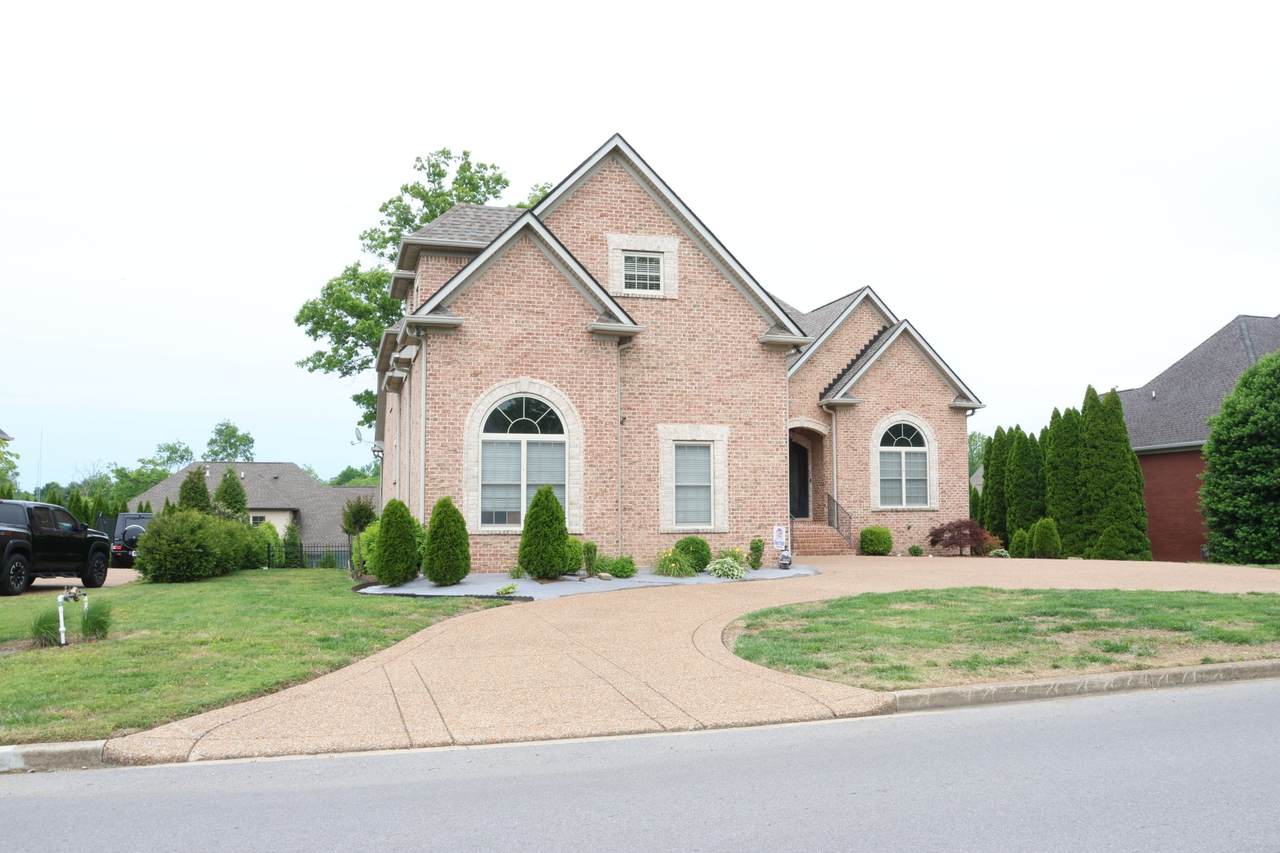 1023 Somerset Downs Blvd - Photo 1