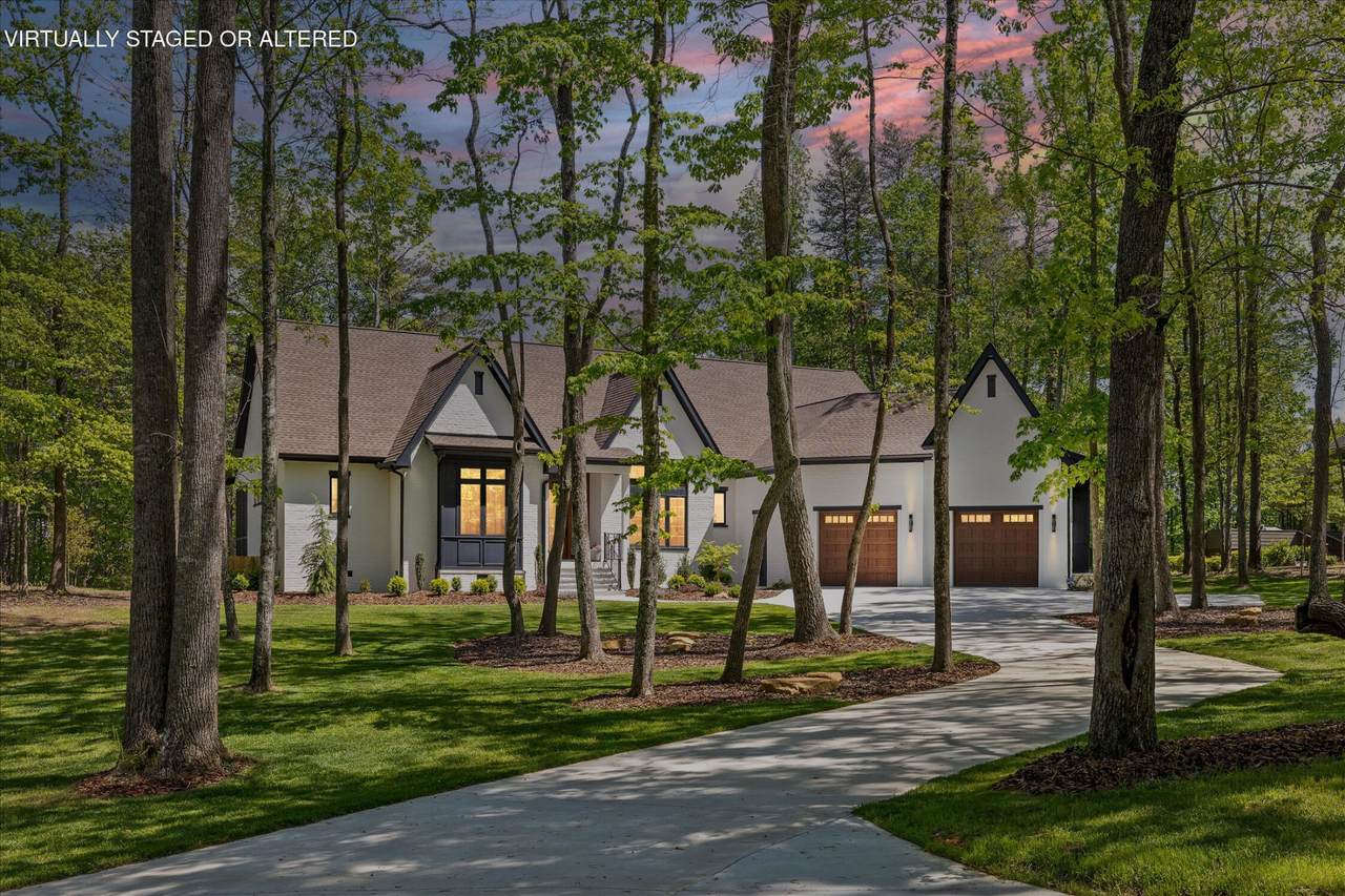 221 Lookout Crest Lane - Photo 1