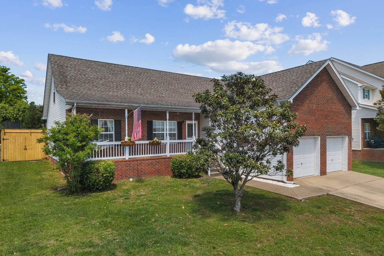 1405 Carmack Ln - Photo 1