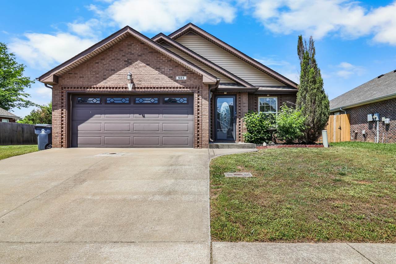 985 Culverson Ct - Photo 1