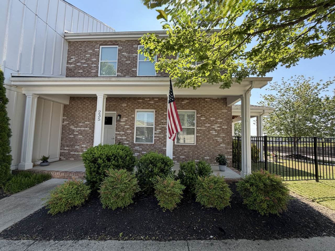 235 Augusta Ave - Photo 1