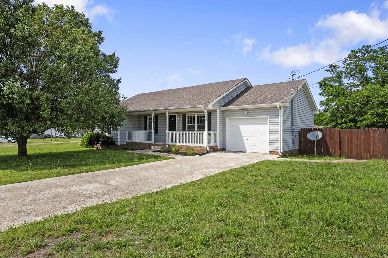 307 Pappy Dr - Photo 1