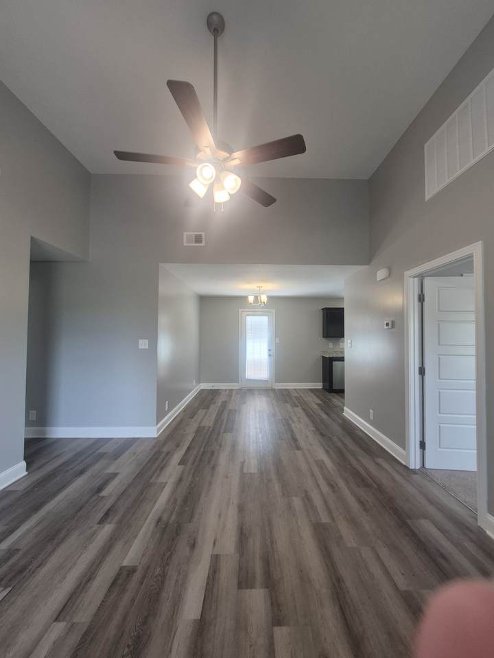 https://bt-photos.global.ssl.fastly.net/nashville/1280_boomver_2_RTC3213569-1.jpg