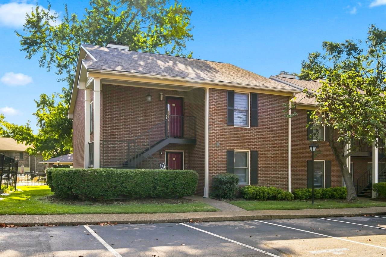 312 Westfield Dr - Photo 1