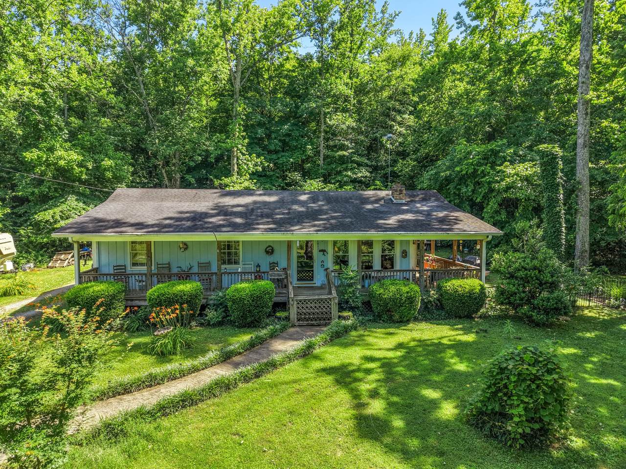 1611 Harpeth Xing - Photo 1
