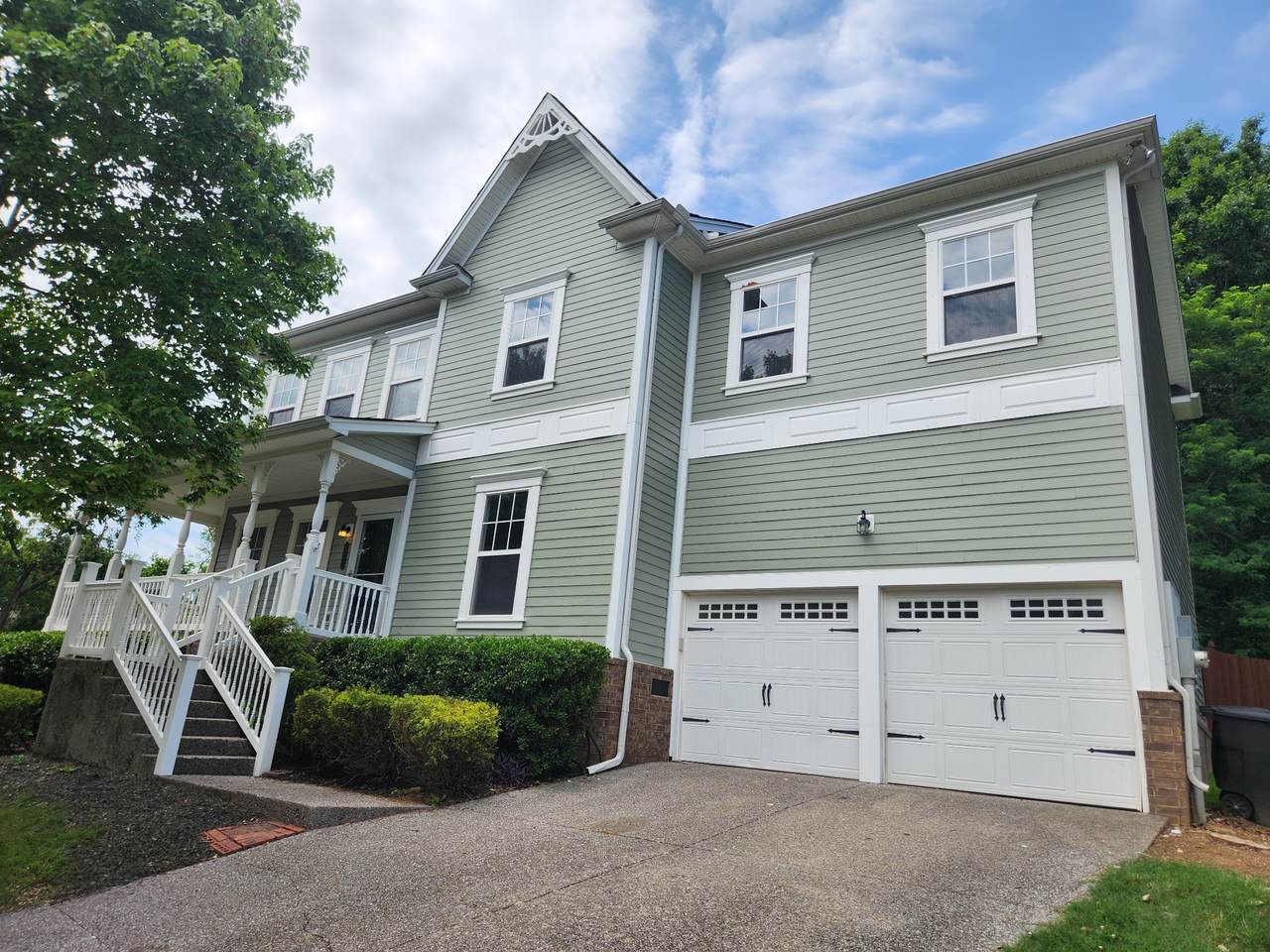 1707 Calderwood Ct - Photo 1