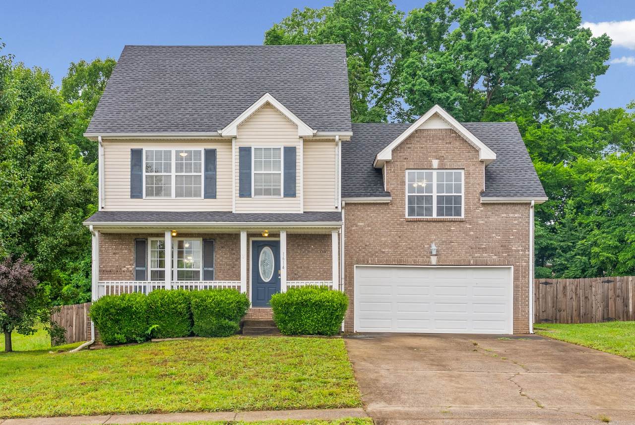 1614 Autumn Dr - Photo 1