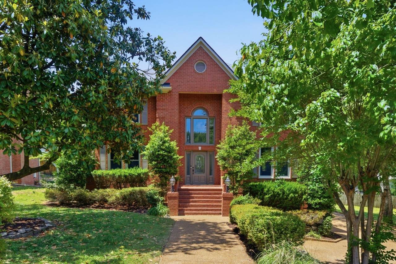 119 Sturbridge Dr - Photo 1