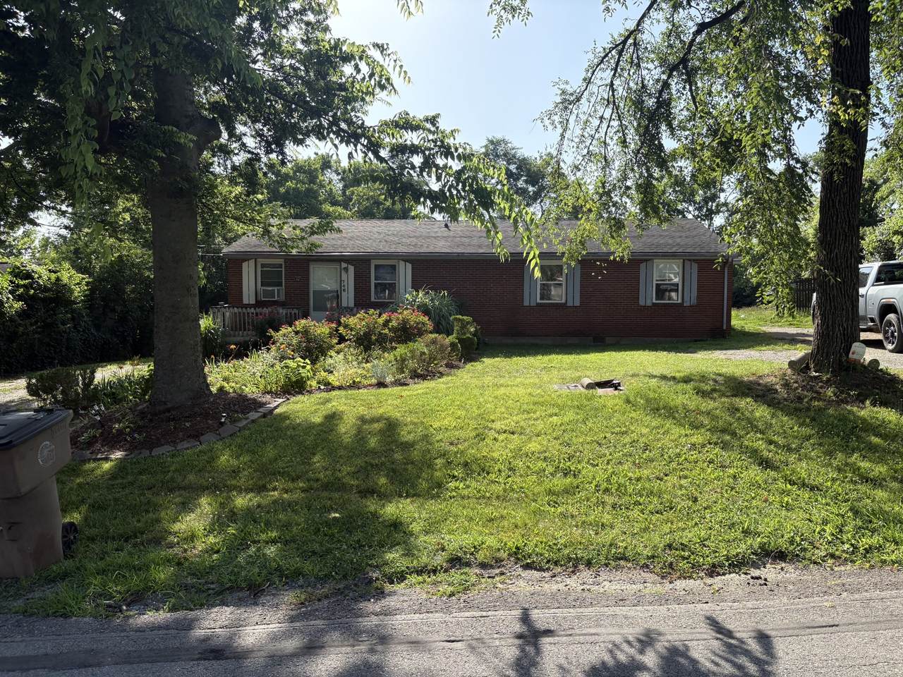 744 Croley Dr - Photo 1