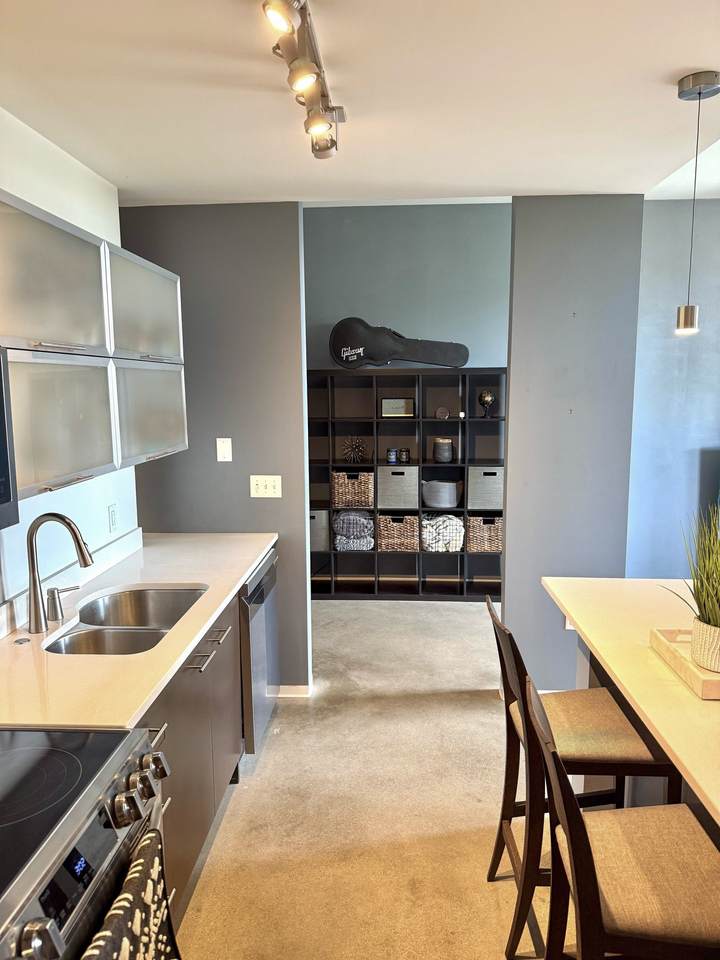 2115 Yeaman Pl - Photo 1