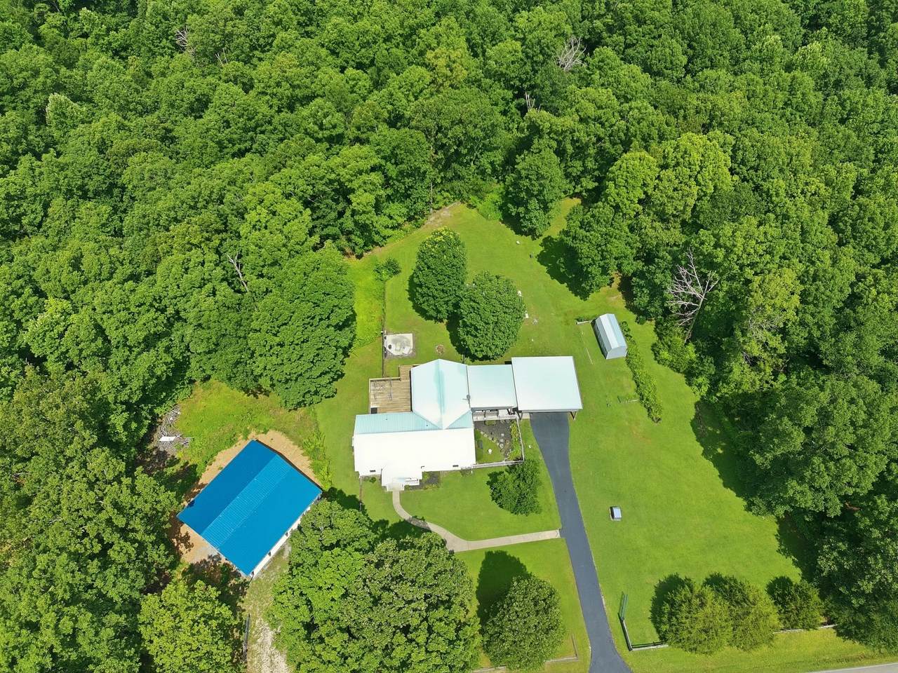 428 Peters Rd - Photo 1