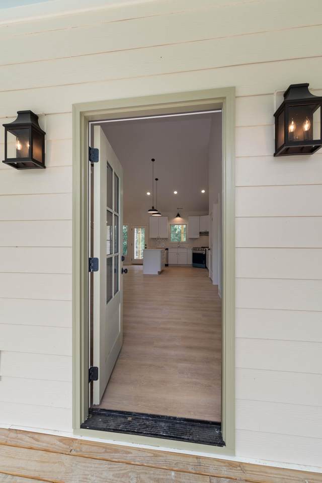 https://bt-photos.global.ssl.fastly.net/nashville/1280_boomver_1_RTC3225868-1.jpg