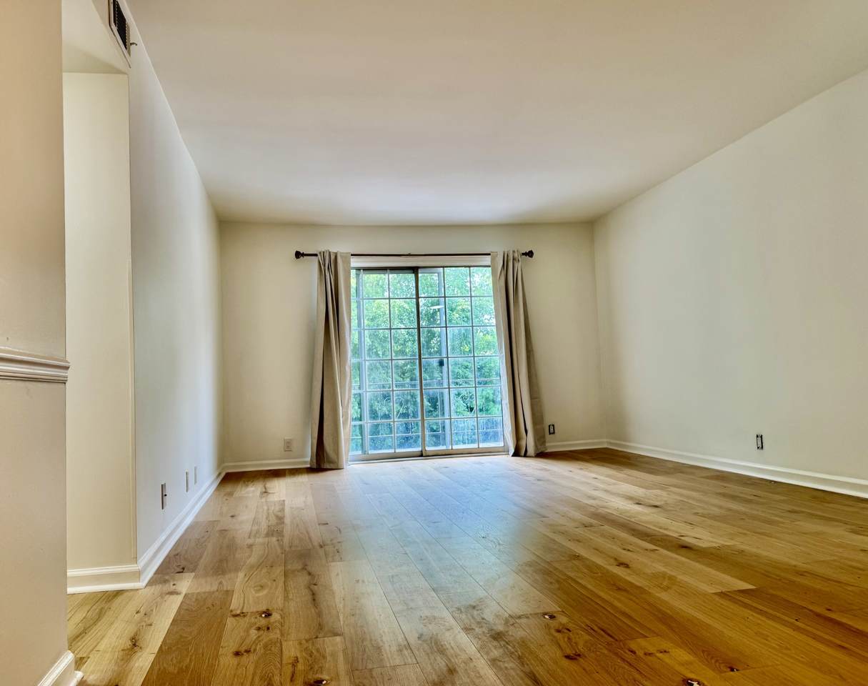 601 Boyd Mill Ave - Photo 1