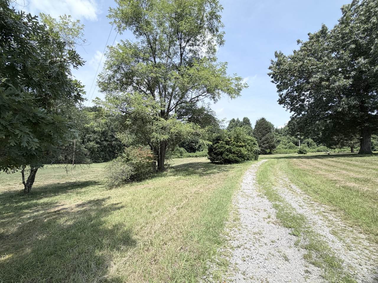 https://bt-photos.global.ssl.fastly.net/nashville/1280_boomver_2_RTC3229611-1.jpg