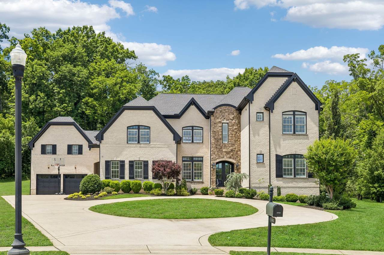 1745 Umbria Dr - Photo 1