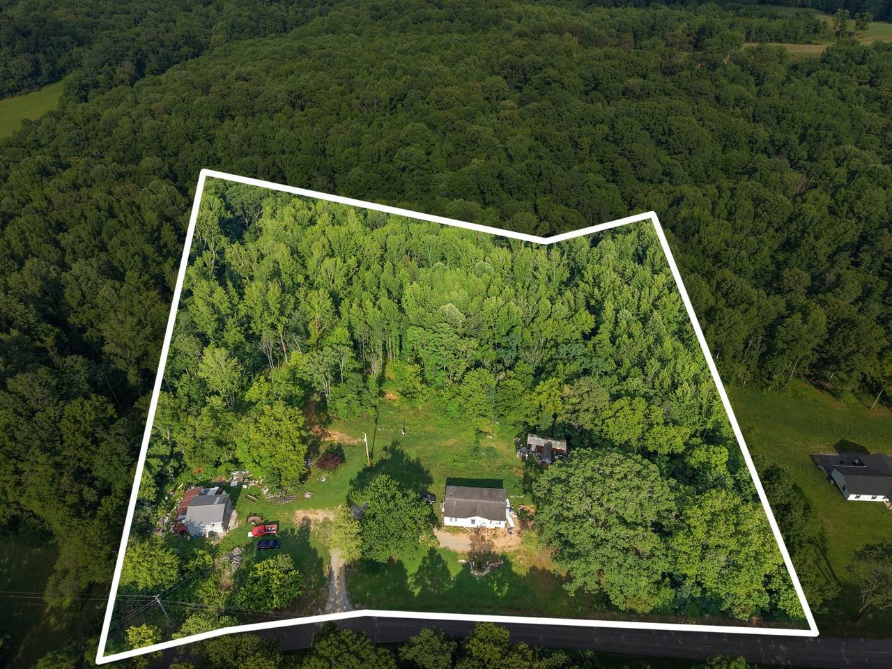 1098 Ewing Albright Rd - Photo 1