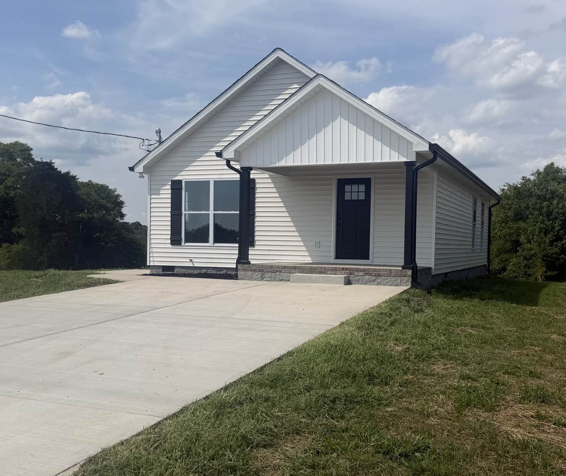480 Ables Ln - Photo 1