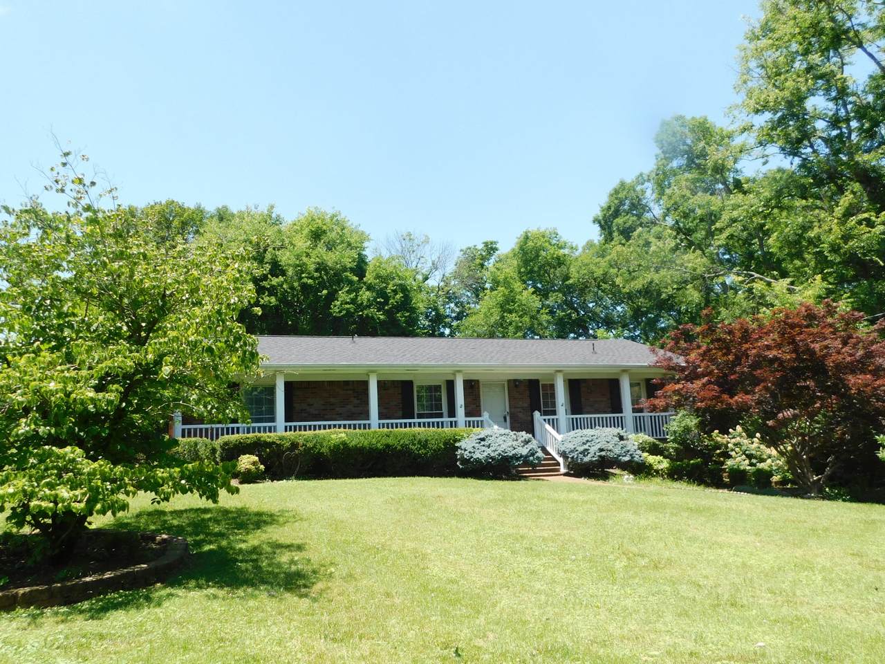 https://bt-photos.global.ssl.fastly.net/nashville/1280_boomver_2_RTC3243052-1.jpg