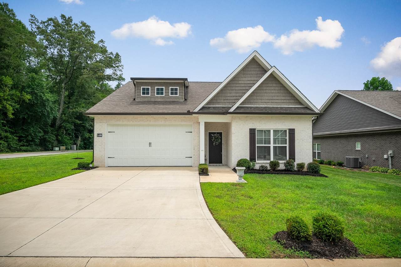 1400 Village Loop - Photo 1
