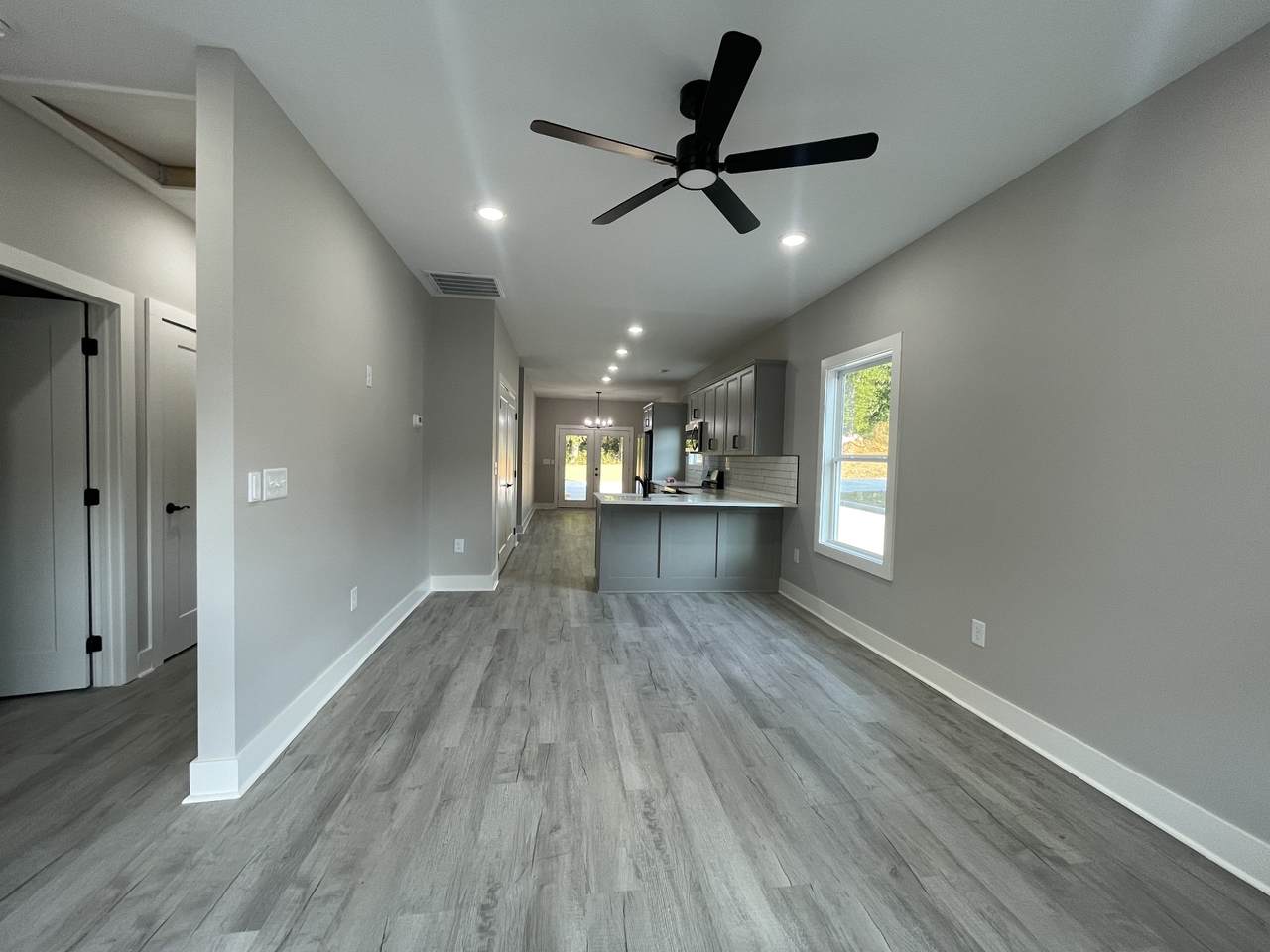 https://bt-photos.global.ssl.fastly.net/nashville/1280_boomver_2_RTC3244095-1.jpg