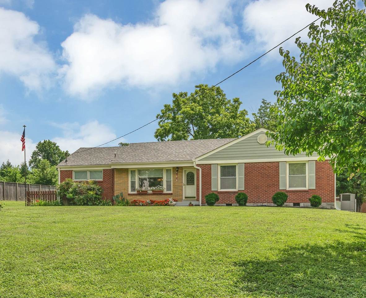 5016 Manuel Dr - Photo 1