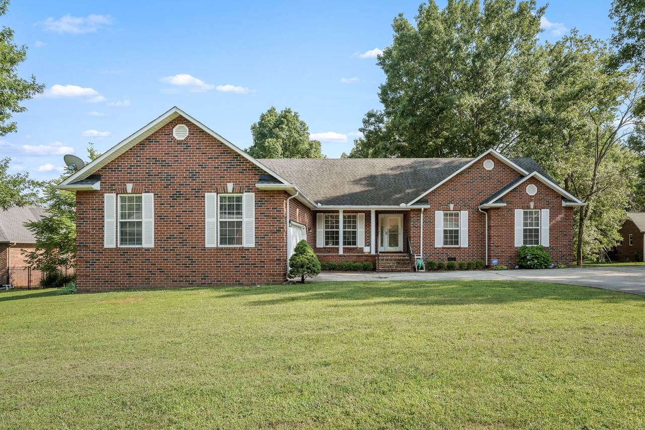 113 Stonegate Circle - Photo 1