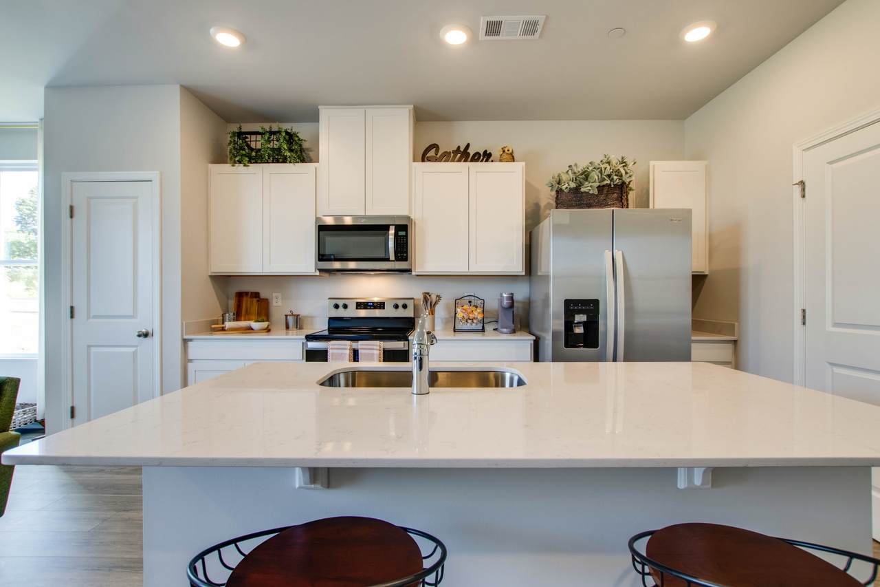 123 Mackenzie Way - Photo 1